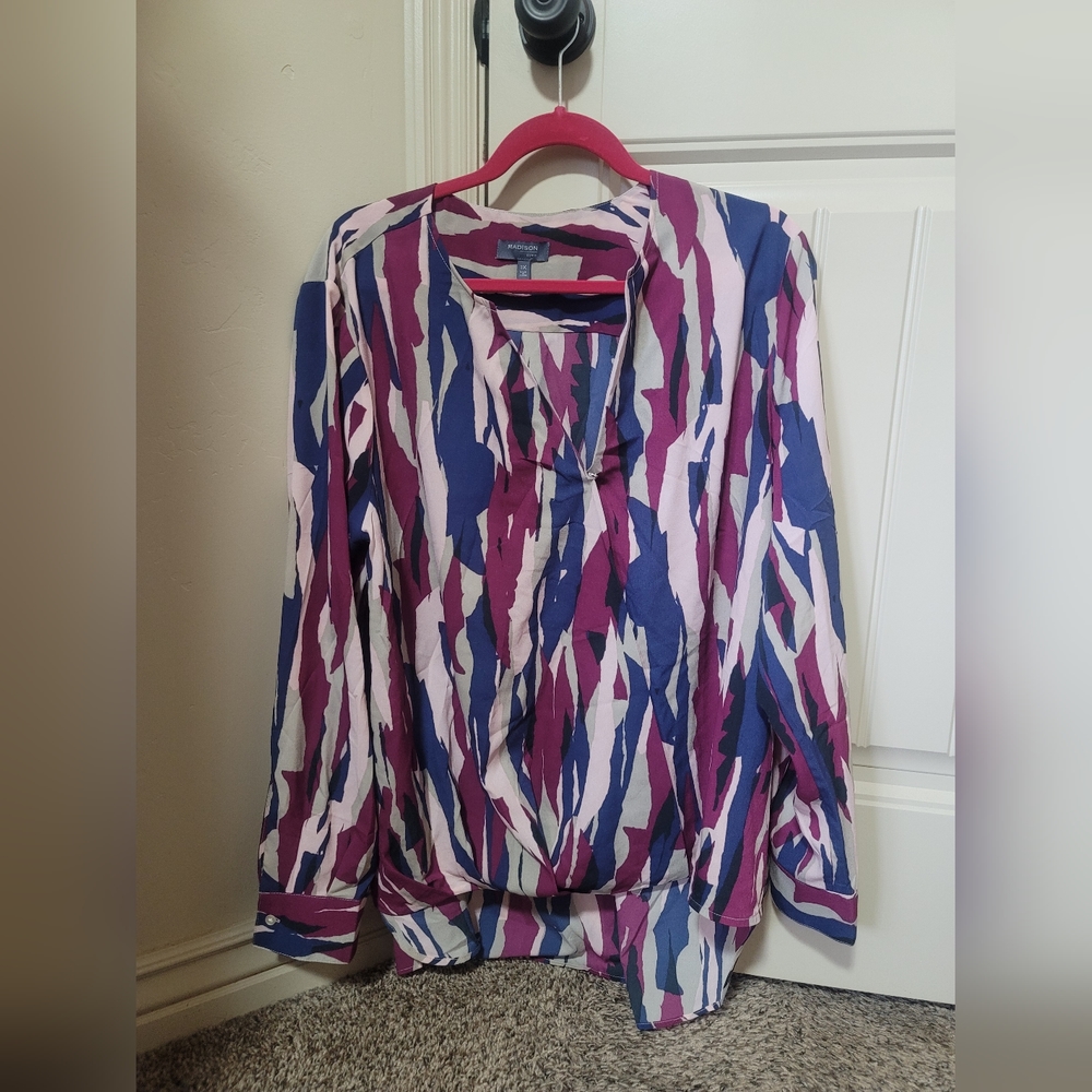 Reposhing blouse